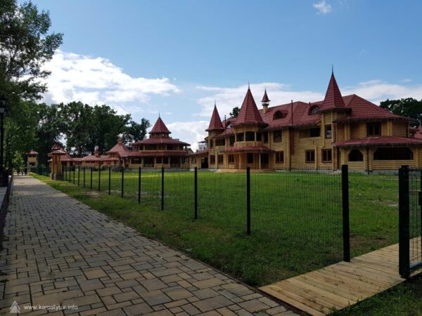Заміський комплекс під Києвом Fort Pirnov Park